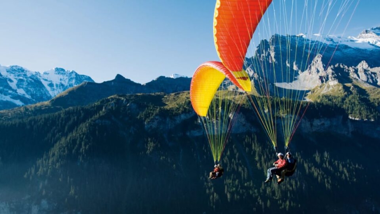 Paragliding