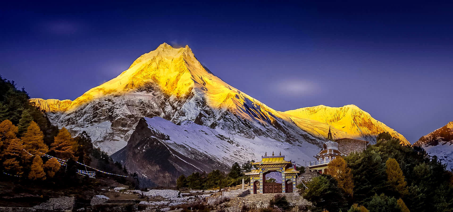 Manaslu Circuit Trek